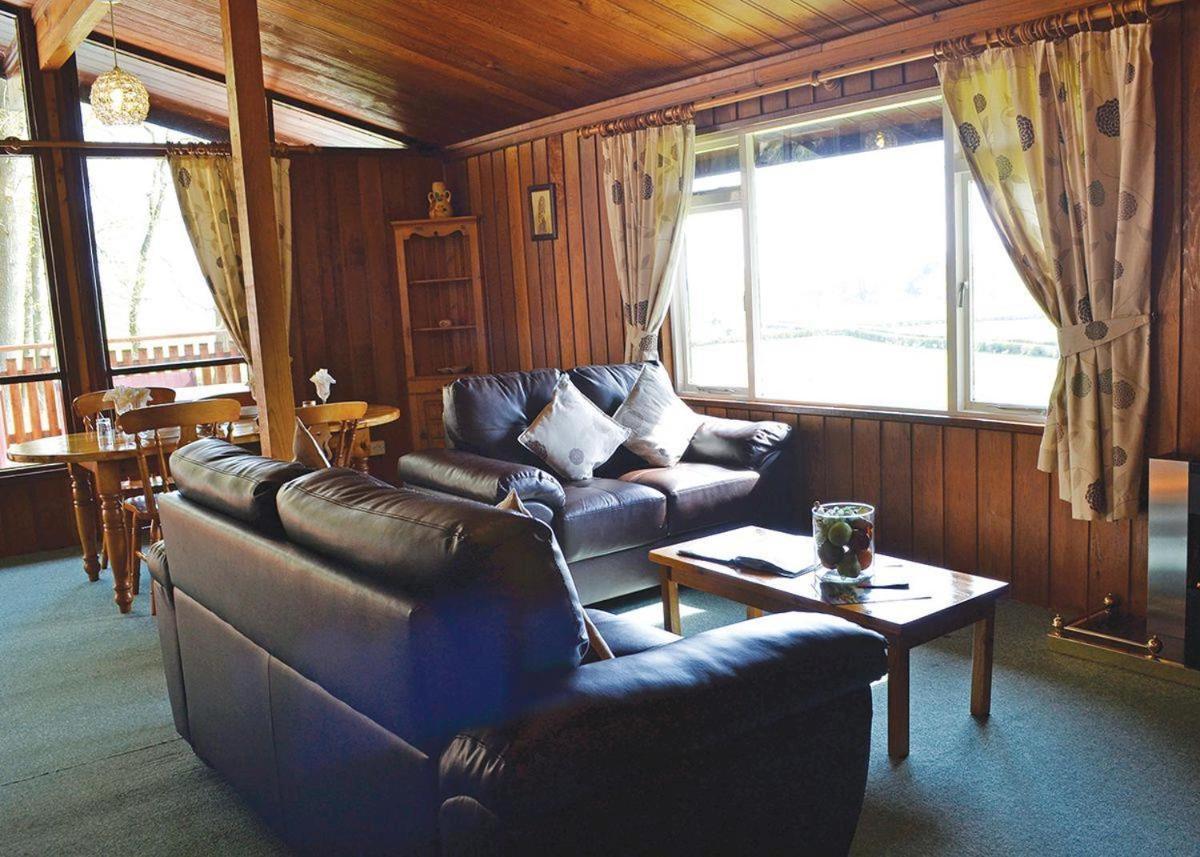 Penllwyn Lodges Montgomery Extérieur photo